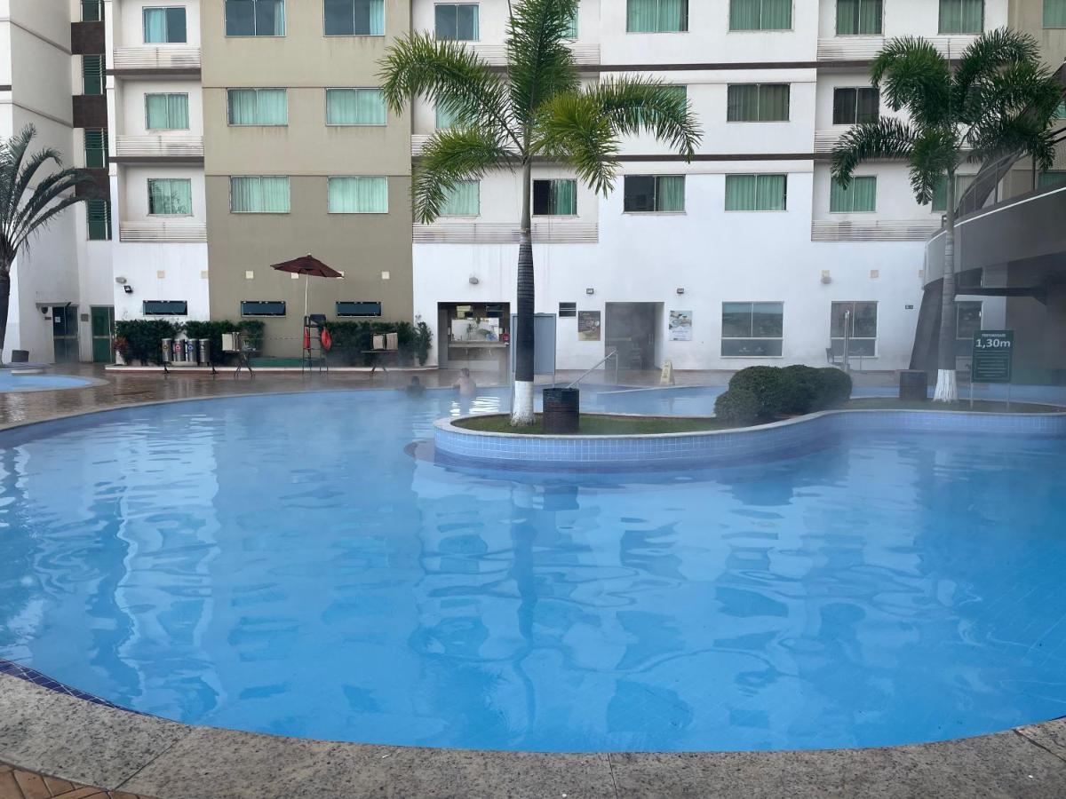 Apartamento Riviera park Caldas Novas Bagian luar foto